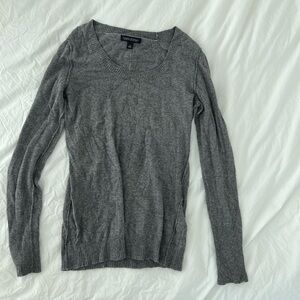 Y2K ⭐️BANANA REPUBLIC CASHMERE SWEATER